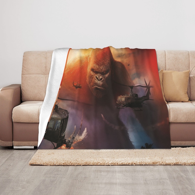 King Kong Personalized Quilt Blanket - Suitable for Home Decoration & Great Gift for Family - Image 3