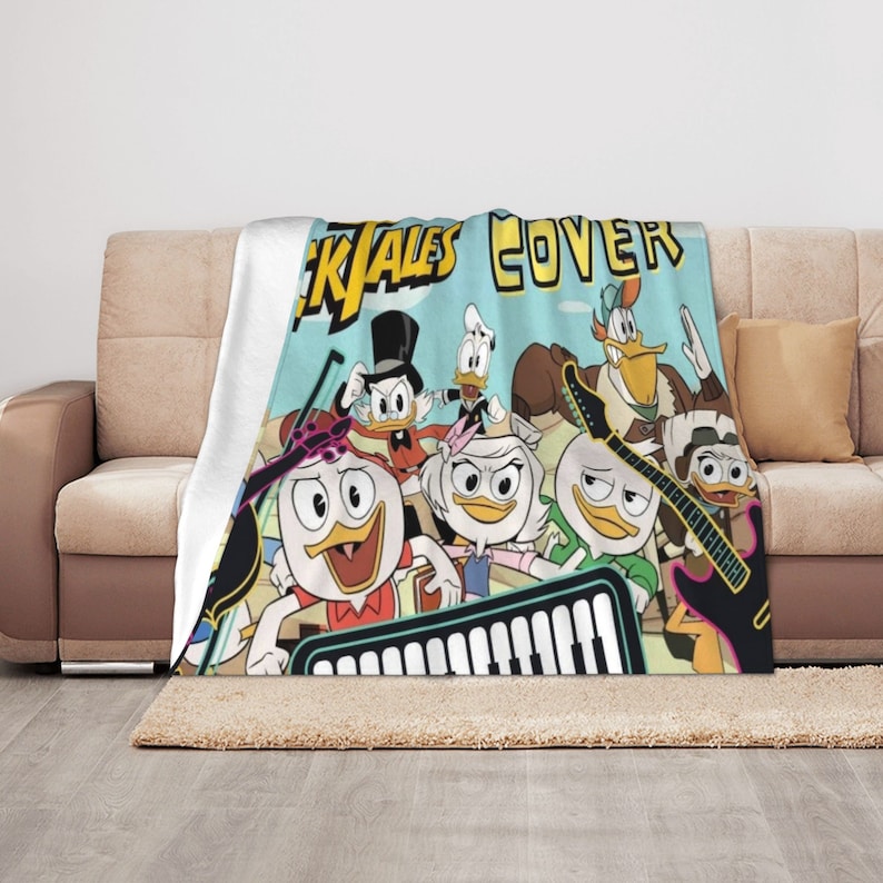 Personalized Disney Ducktales Quilt Blanket Bedding Set for Picnic and Living Room Decor - Perfect for Bedroom Decor - Image 3