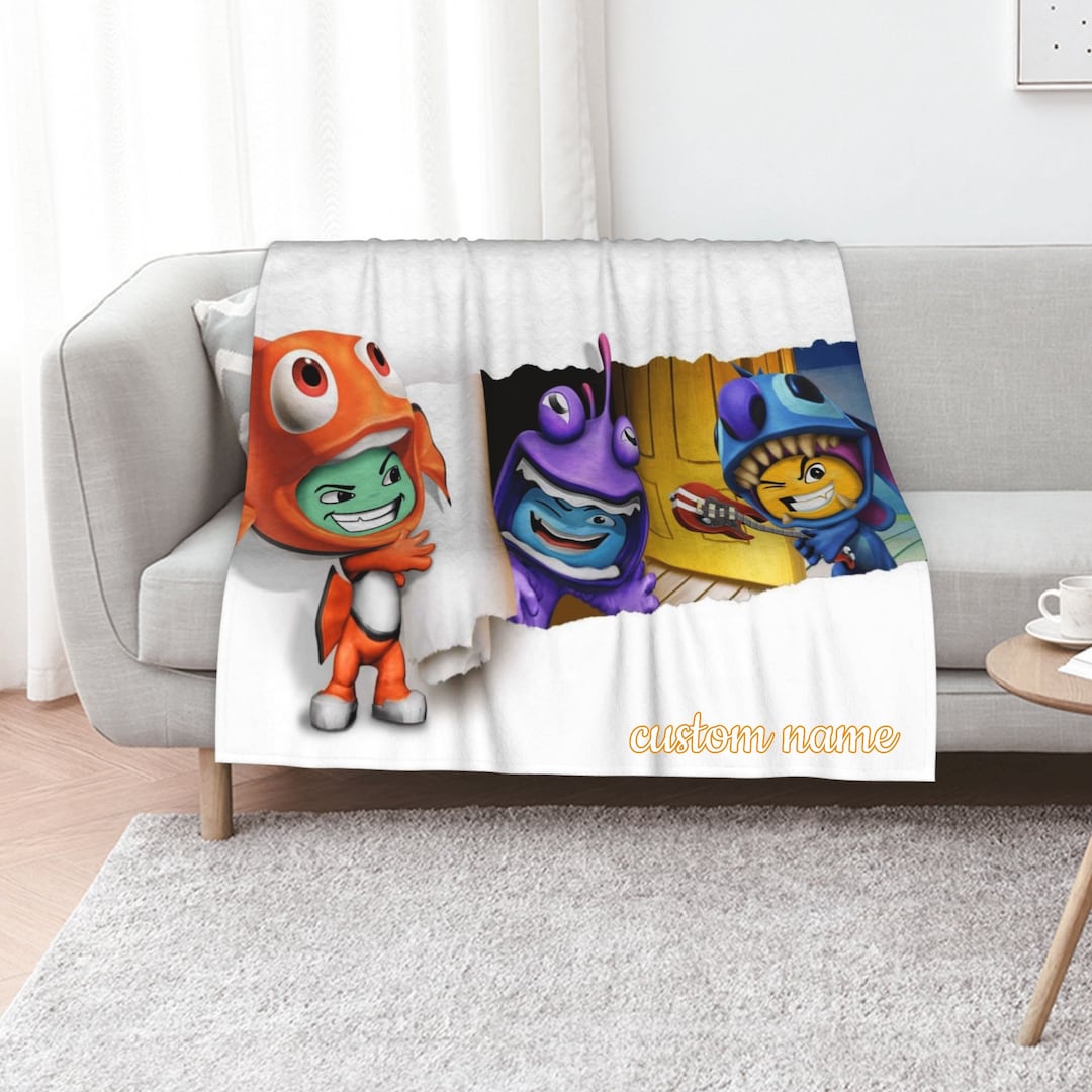 Personalized Disney Universe Quilt Blanket Set - Picnic Hobby