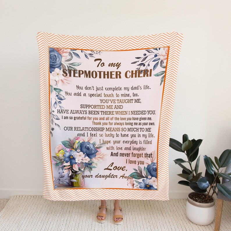 Personalized Family Blanket for My Stepmother - Great Gifts for Family - Image 2