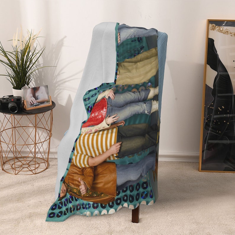 Personalized Hannah Montana Movie Quilt Blanket Set - Great Gifts for Family, Home Decoration, Sofa Blanket - Image 3