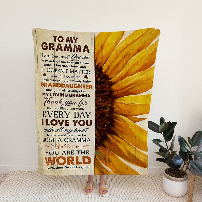 Personalized Sunflower Grandma Quilt Blanket - Suitable for Picnic - Image 2
