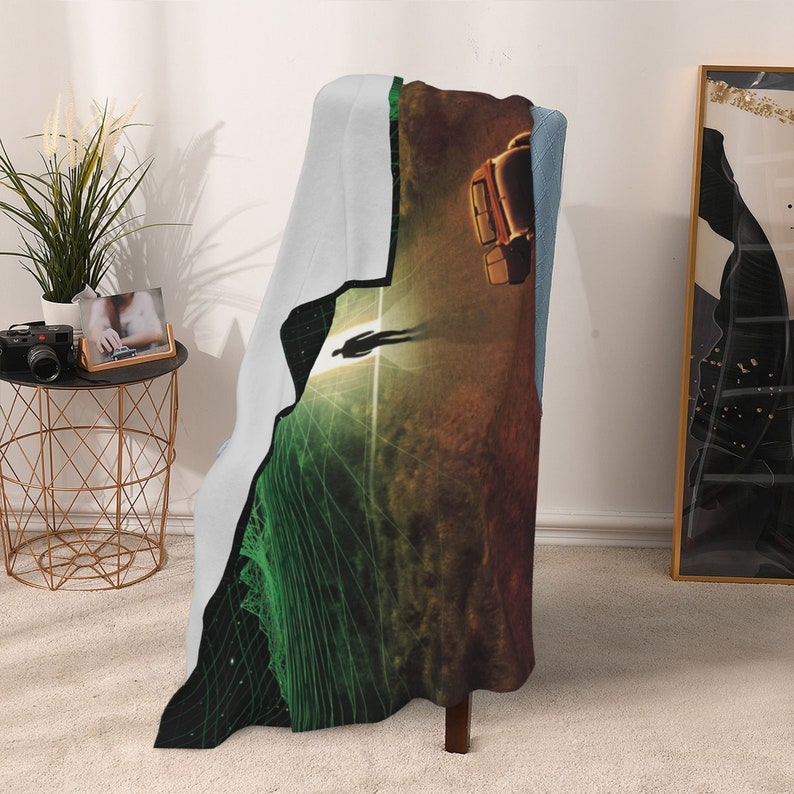 Personalized The Thirteenth Floor Quilt Blanket - Ideal for Home Decoration and Sofa Blanket - Image 3