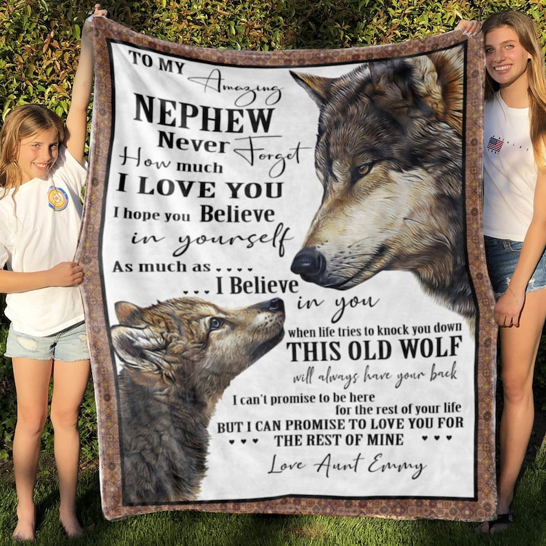 Personalized Wolves Blanket Quilt Bedding Set - Perfect for Boys Bedroom Decor and Picnics - Image 2