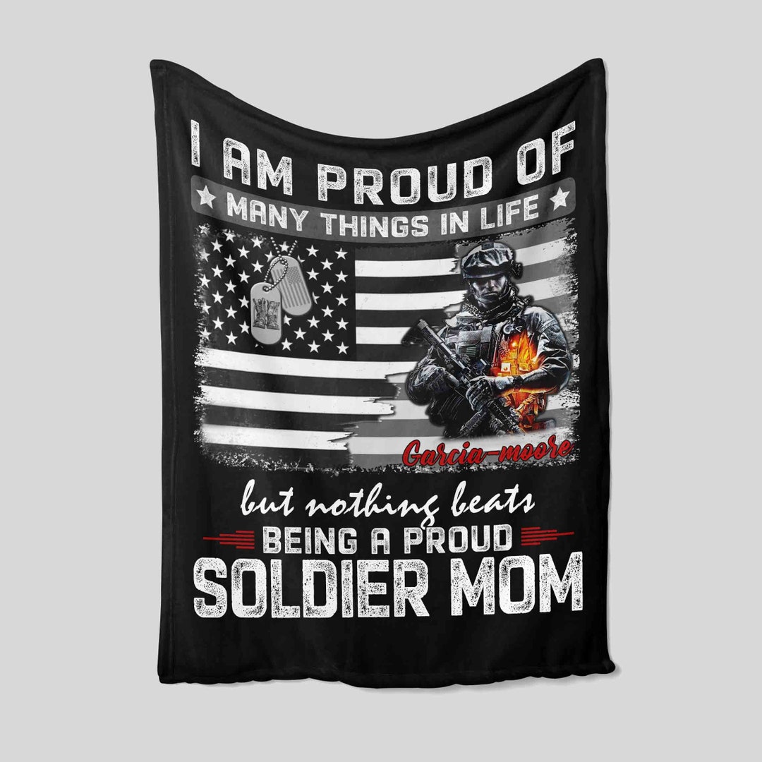 Proud Army Mom Custom Name Quilt Blanket - Perfect for Bedroom Decor