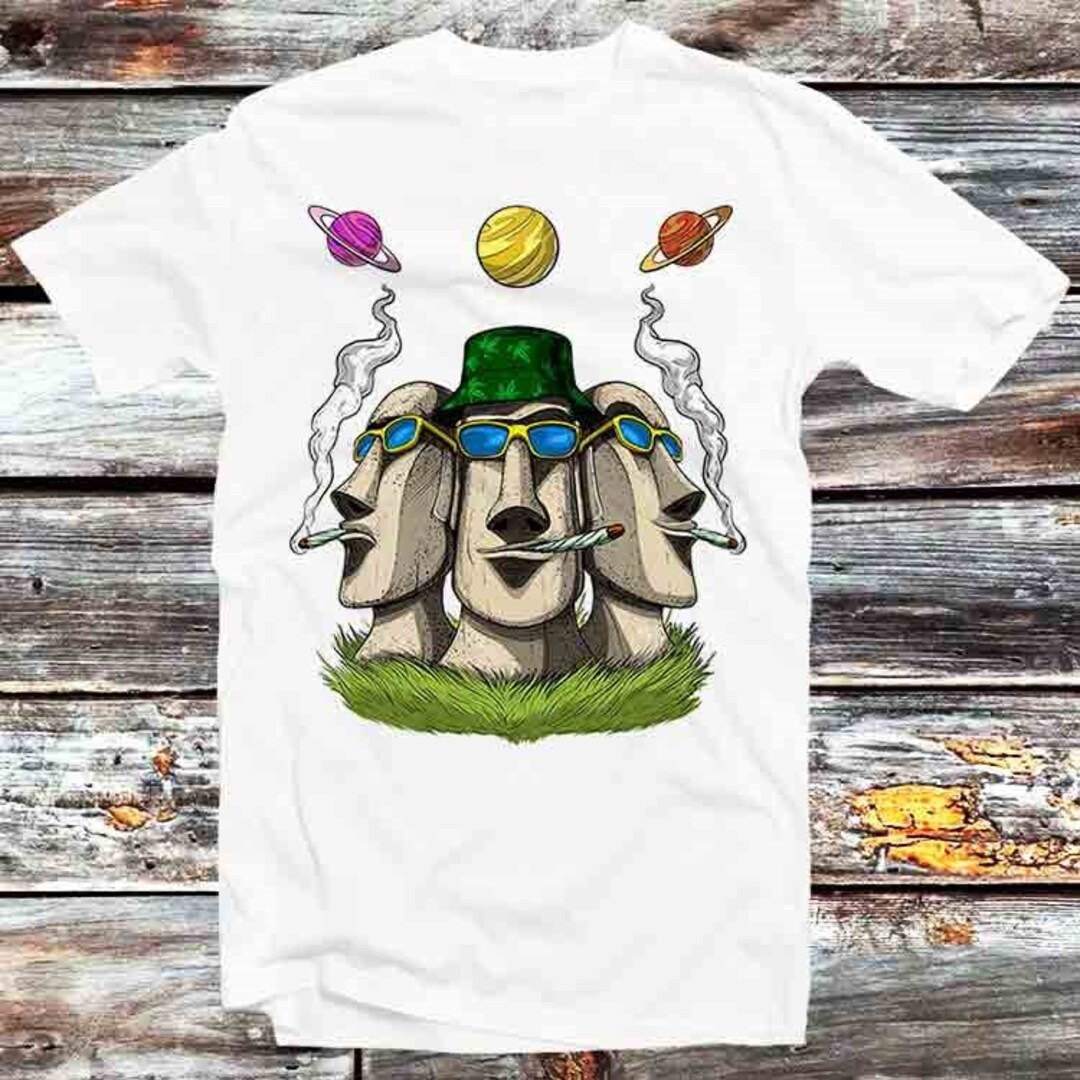 Queen Cheat King with Jack Poker T-Shirt, Vintage Style Anime Lovers Gift - Unisex Cartoon Anime Top