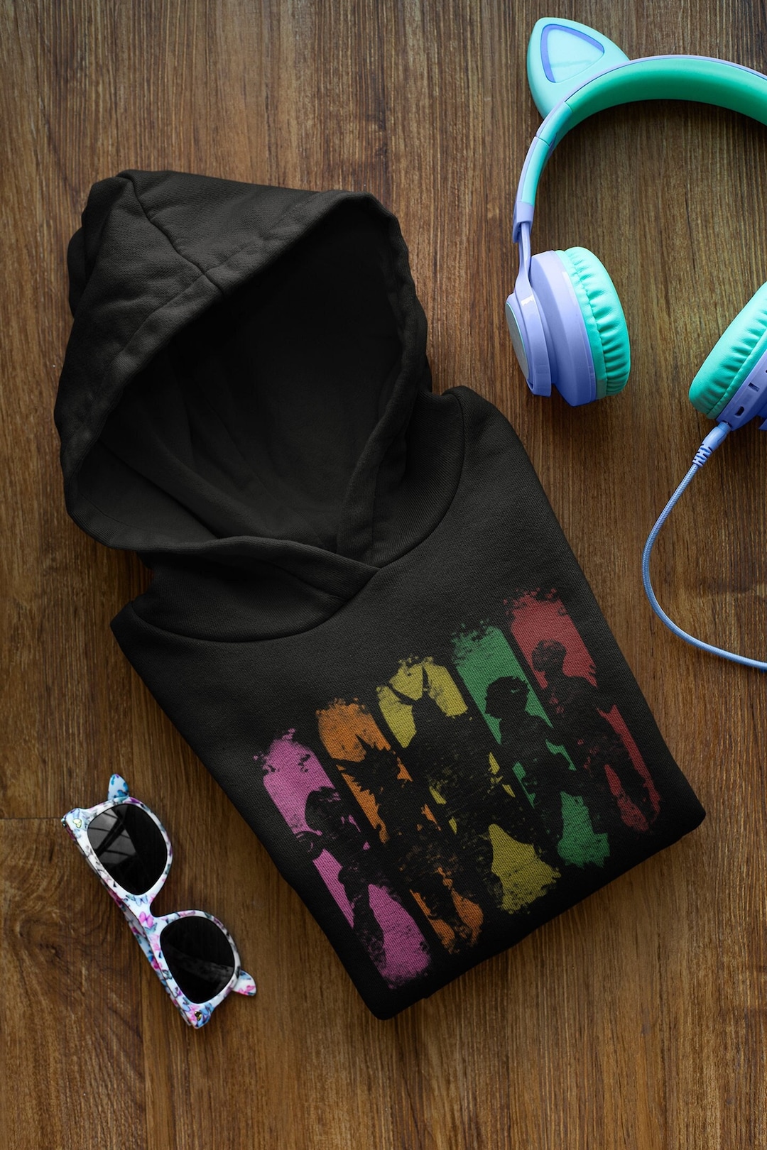 Retro Anime Hero Unisex Hoodie Sweatshirt - Perfect Gift for Fans