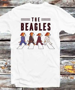 The Beagles Dog Tee - Adorable Vintage Style Anime/Cartoon Gift for Dog Lovers