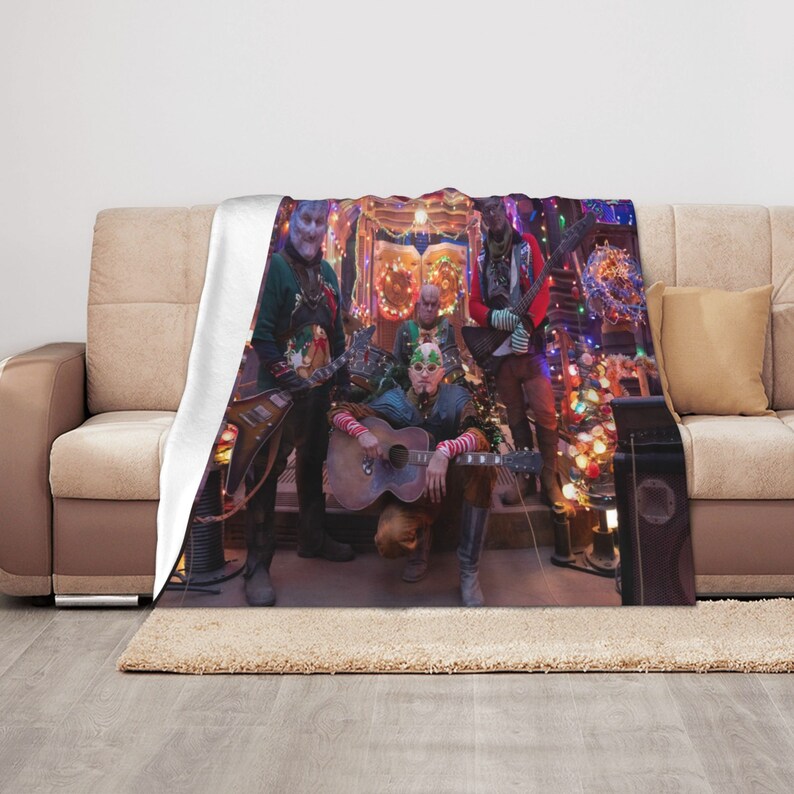 The Guardians Of The Galaxy Holiday Special Personalized Quilt Blanket - Ideal for Home Decoration and Movie Lovers - Image 3