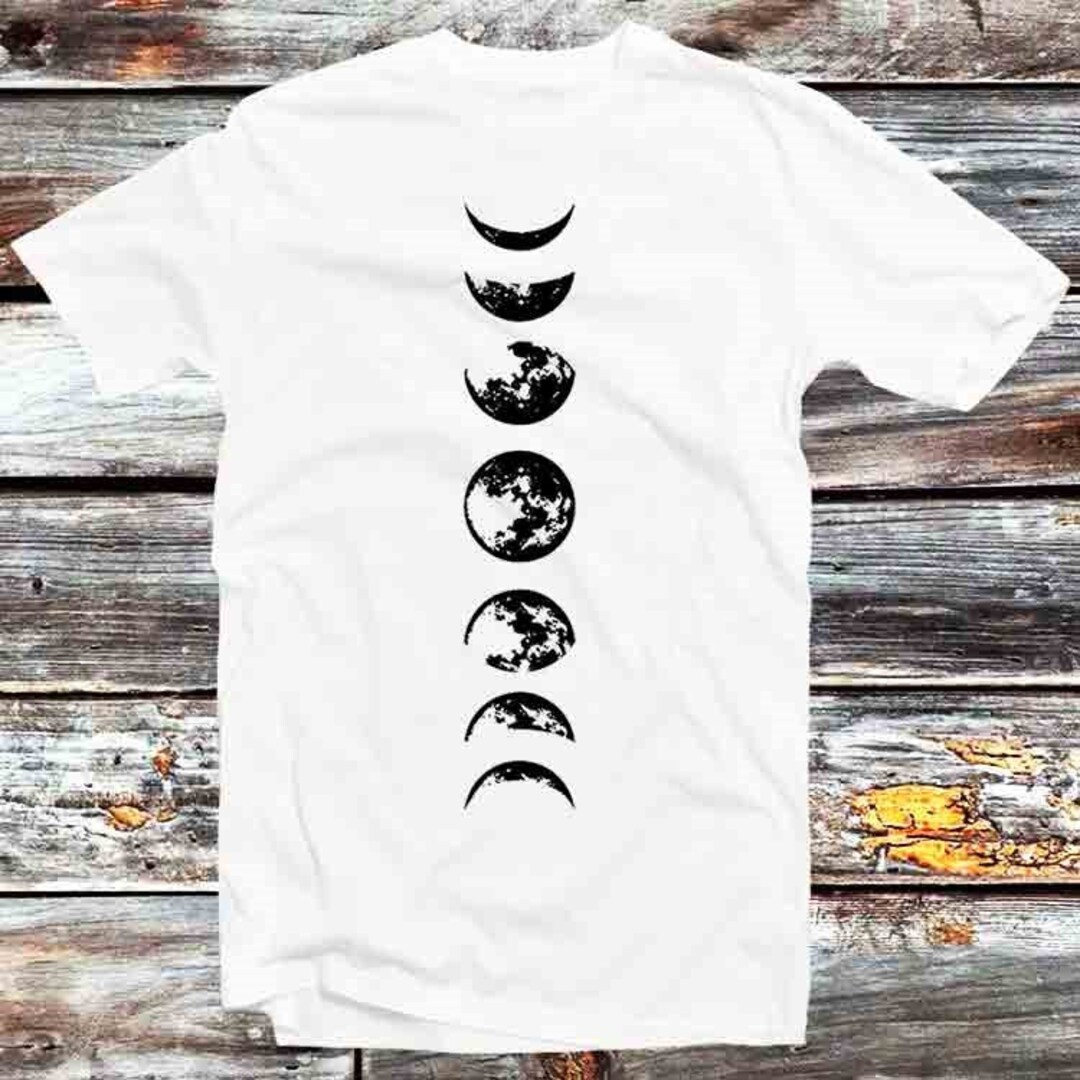 Vintage Retro Phases of The Moon Astrology Tee - Cool Gift Idea for Anime Fans