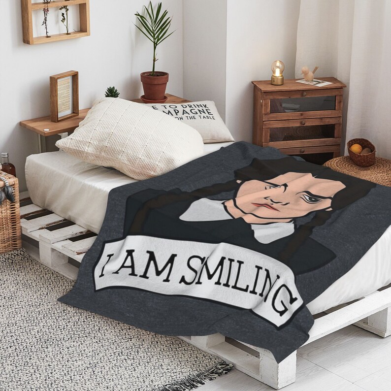 Wednesday Quilt Blanket Set with Personalized Name - Ideal for Home Decoration & Sofa - Image 4