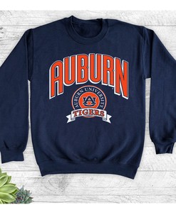 Auburn Crest Classic Crewneck with Two Fan Gift Options