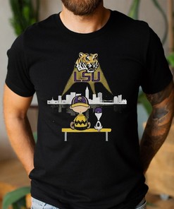 Charlie Brown And Snoopy Lsu Tigers Football Shirt - Fan Gift