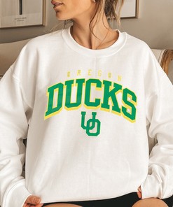 Classic Oregon Ducks T-Shirt - Fan Gift Idea