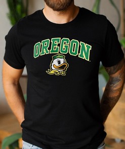 Classic Oregon Ducks T-Shirt - NCAA Apparel for Fans of College Football