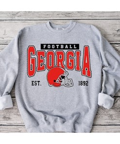 Georgia Football Vintage Style Tee Shirt - NCAA Apparel for Fans