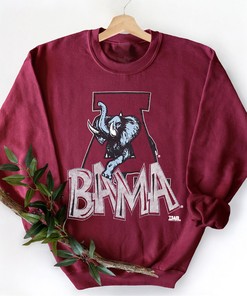 Go Vintage With This Sporty Alabama Crewneck and Sweatshirt