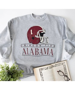 Keep It Classic With This Vintage 90s University of Alabama Sweatshirt.
