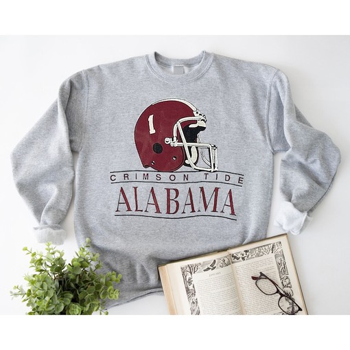 Keep It Classic With This Vintage 90s University of Alabama Sweatshirt.