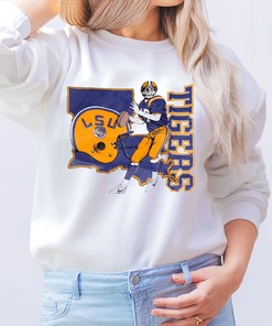 Louisiana State University Tigers Football T-Shirt - Vintage Style Fan Gift