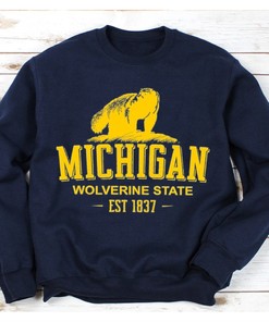 Michigan Wolverine Vintage T-Shirt - Perfect for Fans