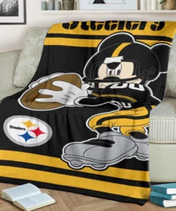 Mickey Plays Steelers Blanket Quilt Bedding Set for Fans