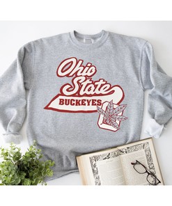 Ohio State Buckeyes Vintage 80s College Shirt Sweatshirt Hoodie for Fans
