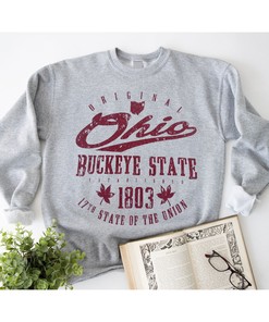 Ohio State Buckeyes Vintage Style Full Size Shirt Sweatshirt Hoodie for NCAA Fans