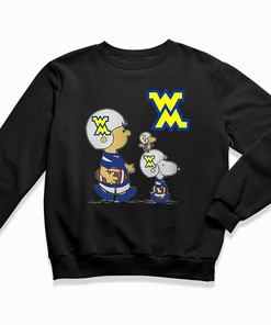 Peanuts Charlie Brown Snoopy And Woodstock Michigan Wolverines T-Shirt - Perfect for Fans