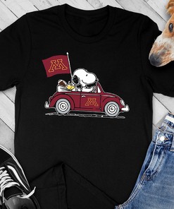 Snoopy and Woodstock Ride The Minnesota Golden Gophers Car Ncaa Fan Gift T-Shirt, Hoodie, Sweatshirt