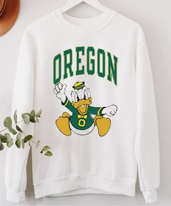 Star Wars Baby Yoda Hug Cup Oregon Ducks T-Shirt - Fan Gift Idea