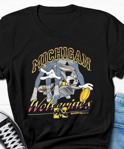 Vintage 1994 Michigan Wolverines Basketball Looney Tunes T-Shirt - Perfect for Fans
