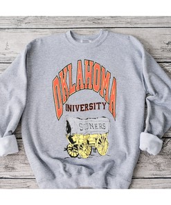 Vintage 90S Oklahoma Sooners Sweatshirt - University of Oklahoma Spell Out Sweater for Fans