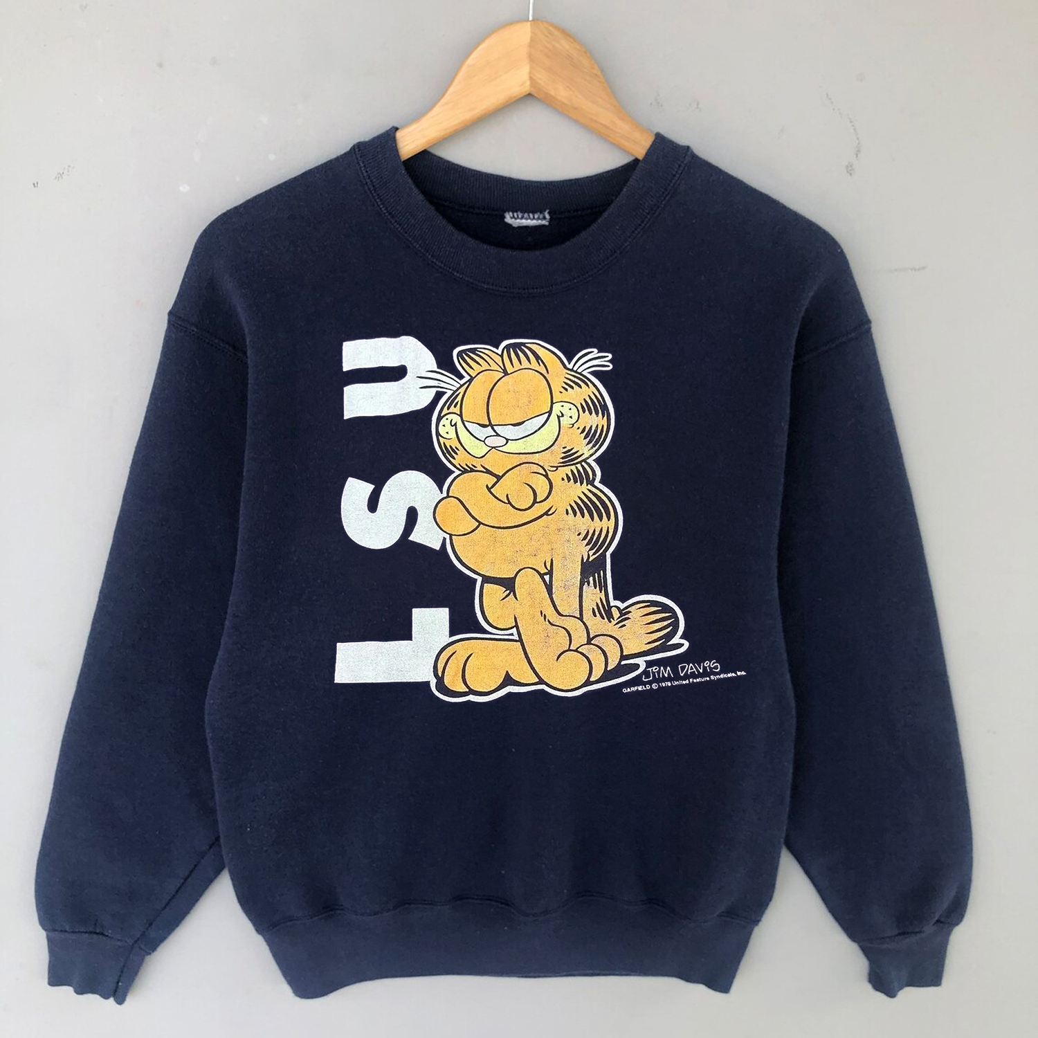 Vintage LSU Garfield T-Shirt - NCAA Tee for Fans