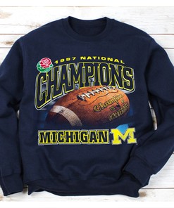 Vintage Michigan Wolverines 1997 Champion T-Shirt - Get Yours Today