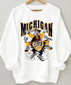 Vintage Michigan Wolverines Looney Tunes T-Shirt Perfect for Fans