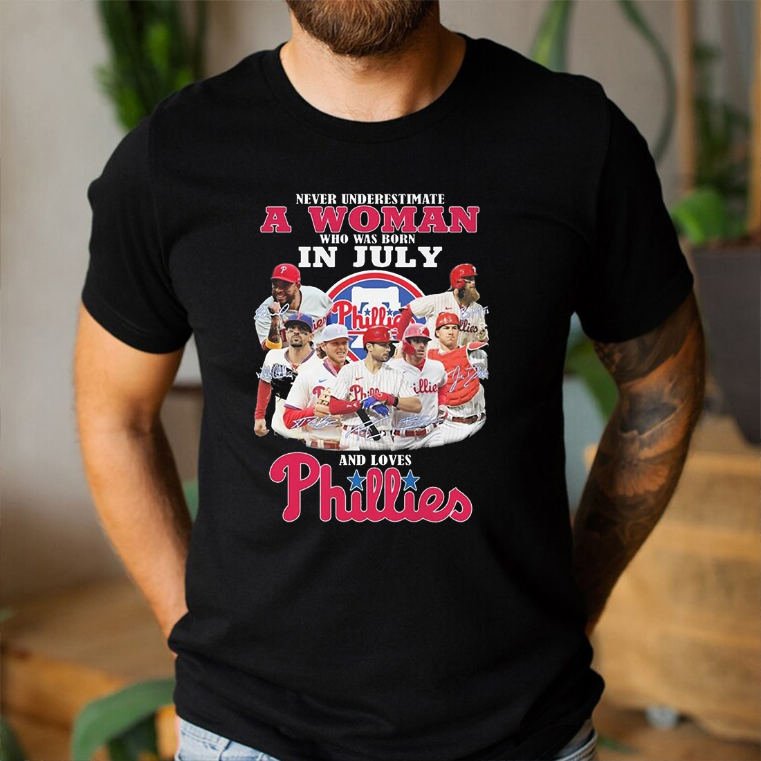 Vintage Style July Born Woman Who Loves Philadelphia Phillies Signatures Shirt, Hoodie, Sweatshirt Fan Gift
