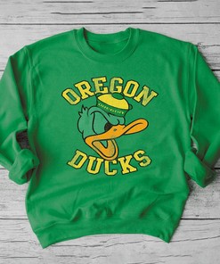 Vintage Style Oregon Ducks T-Shirt - NCAA Apparel for Fans