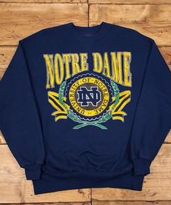 Vintage Style University of Notre Dame Fighting Irish NCAA Sweatshirt