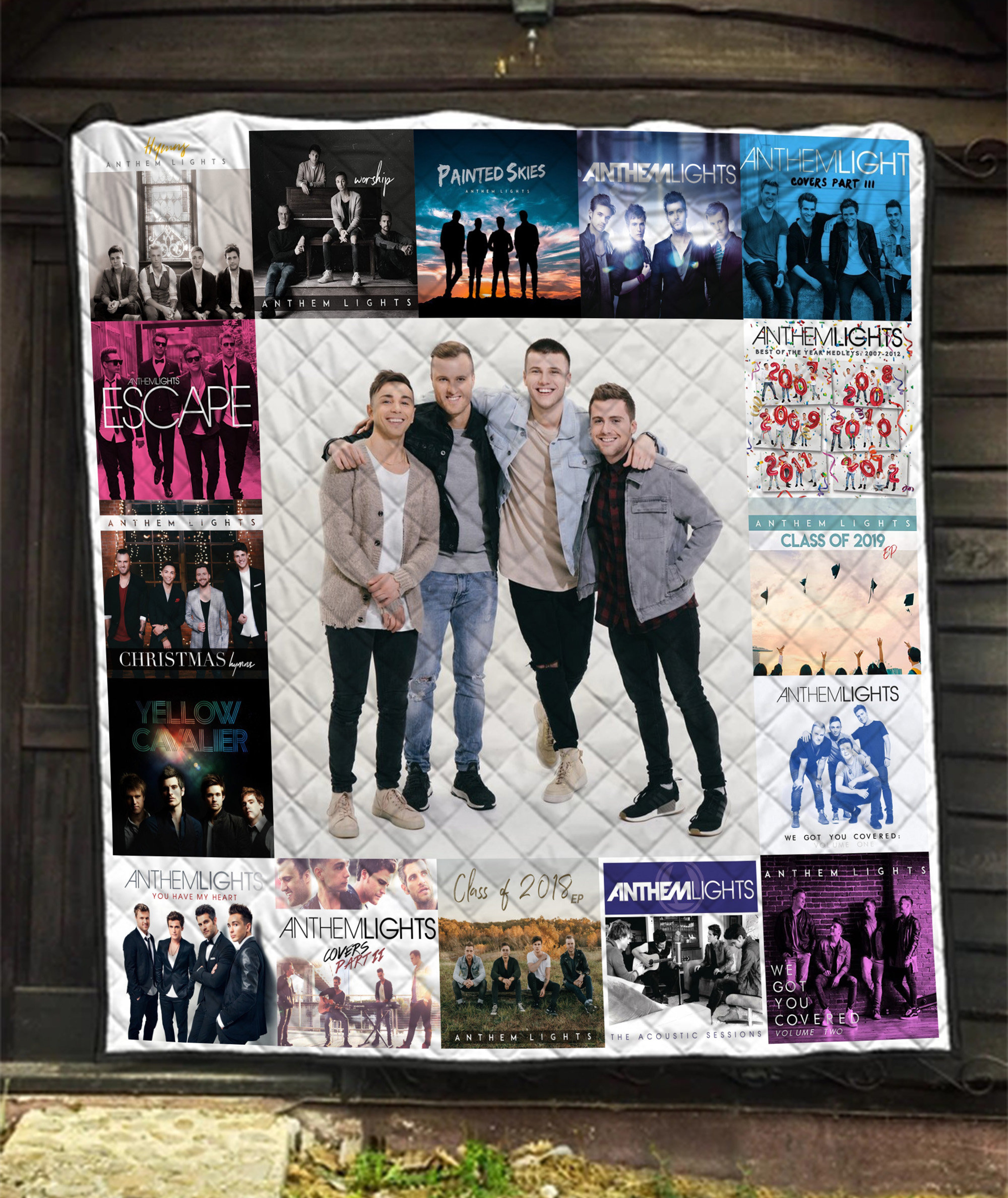 Anthem Lights Quilt Bedding Set Blanket, Ideal for Home Bedroom Decor, Perfect for Fan Lovers