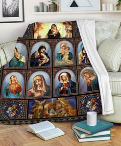 Blessed Mother and Baby Jesus Quilt Blanket - Meaningful Christmas Gift for the Family