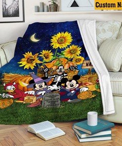 Fall Season Mickey Halloween Blanket - Minnie And Friends Halloween - Movie Halloween Gift