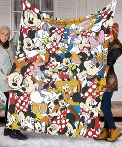 Personalized Mickey Mouse Quilt Blanket - Perfect Family Gift for Mickey Minnie Christmas