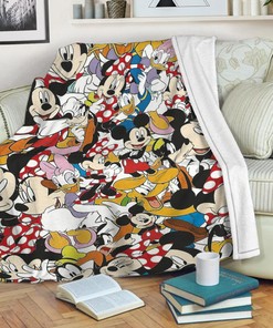 Personalized Mickey Mouse Quilt Blanket - Perfect Family Gift for Mickey Minnie Christmas