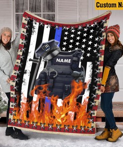 Personalized Police Officer Gift for Men or Women, Thin Blue Line Flag Quilt Blanket