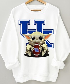 Star Wars Baby Yoda Hug Ball Kentucky Wildcats Shirt Fan Gift