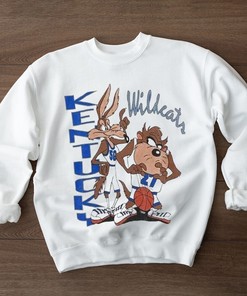 Vintage NCAA Kentucky Wildcats Looney Tunes Shirt Fan Gift