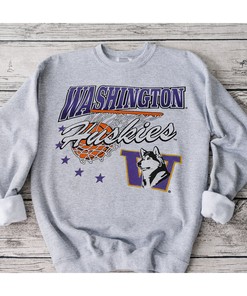 Washington Huskies Classic Hoop T-Shirt in Vintage Style