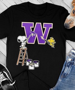 Washington Huskies Snoopy And Woodstock Painting Logo Shirt for Fans