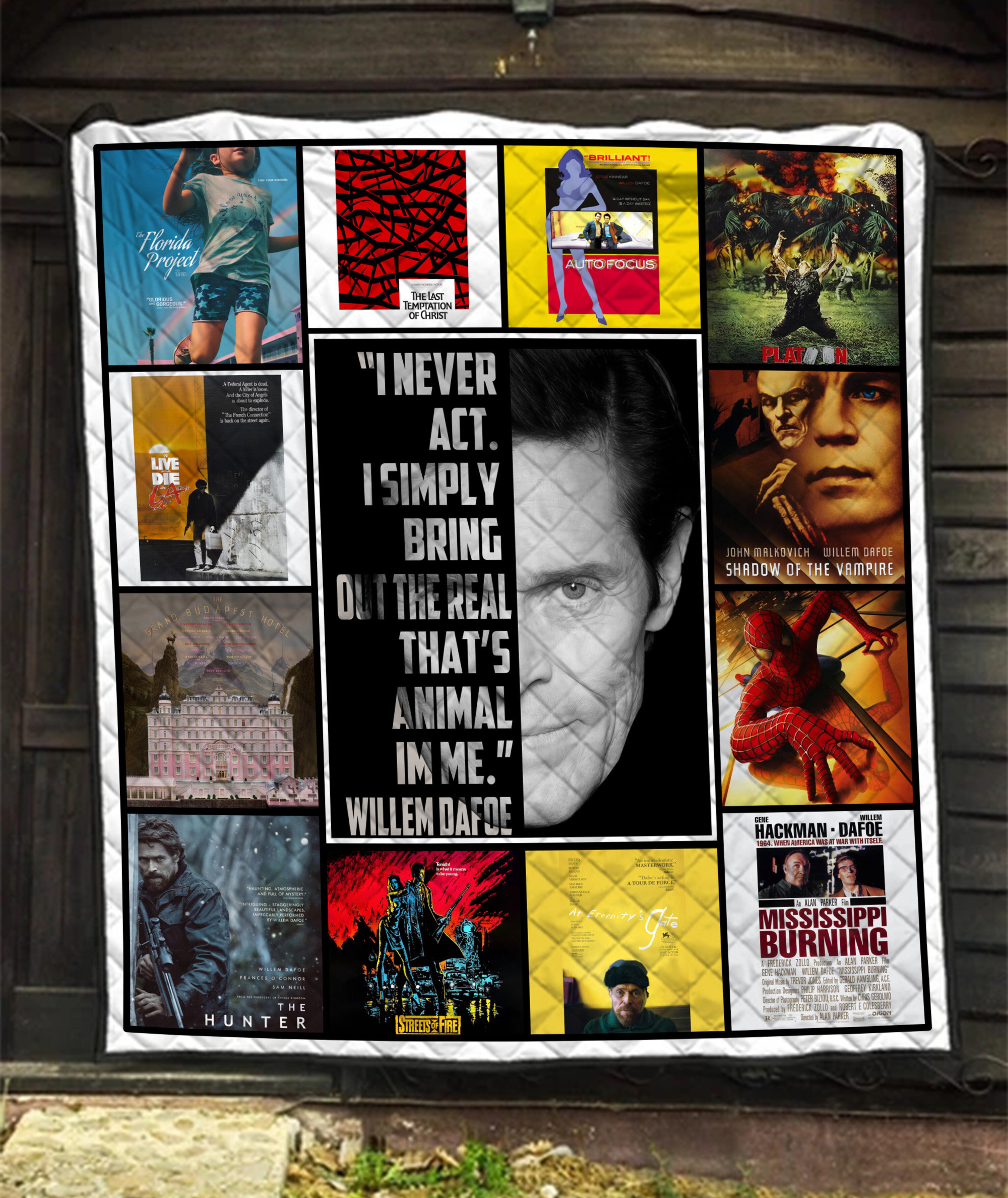 Willem Dafoe Movies Signature Quilt Blanket, Perfect for Movie Fans, Ideal for Home Decoration